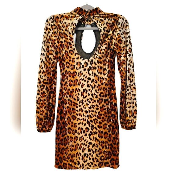 Urban Outfitters Silence + Noise Velvet Leopard Bodycon Dress Keyhole detail | S - Picture 4 of 11